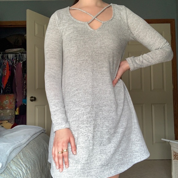 Soft grey heathered long sleeve dress - Picture 2 of 3
